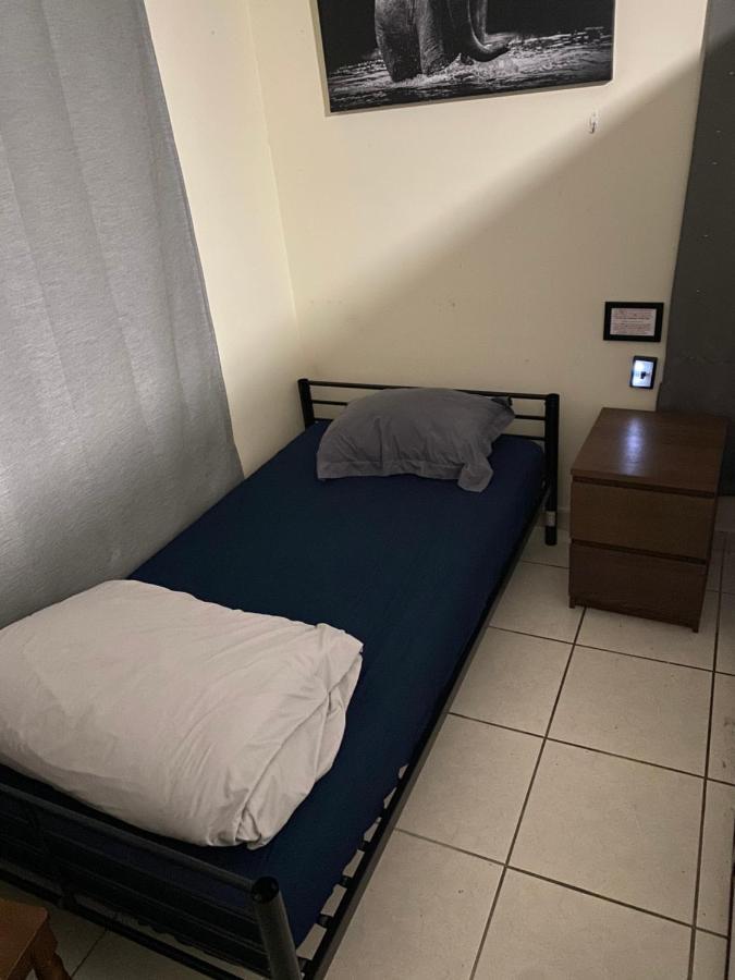 マイアミ・スプリングス Private Cubicle - Single Bed - Mixed Shared Dorm - Miami Airportホステル エクステリア 写真